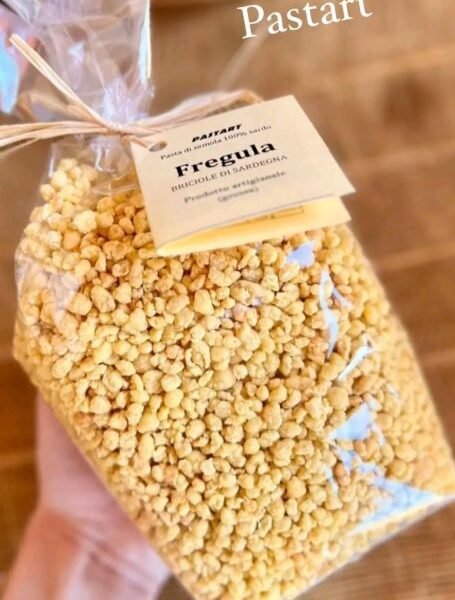 Fregula fatta a mano